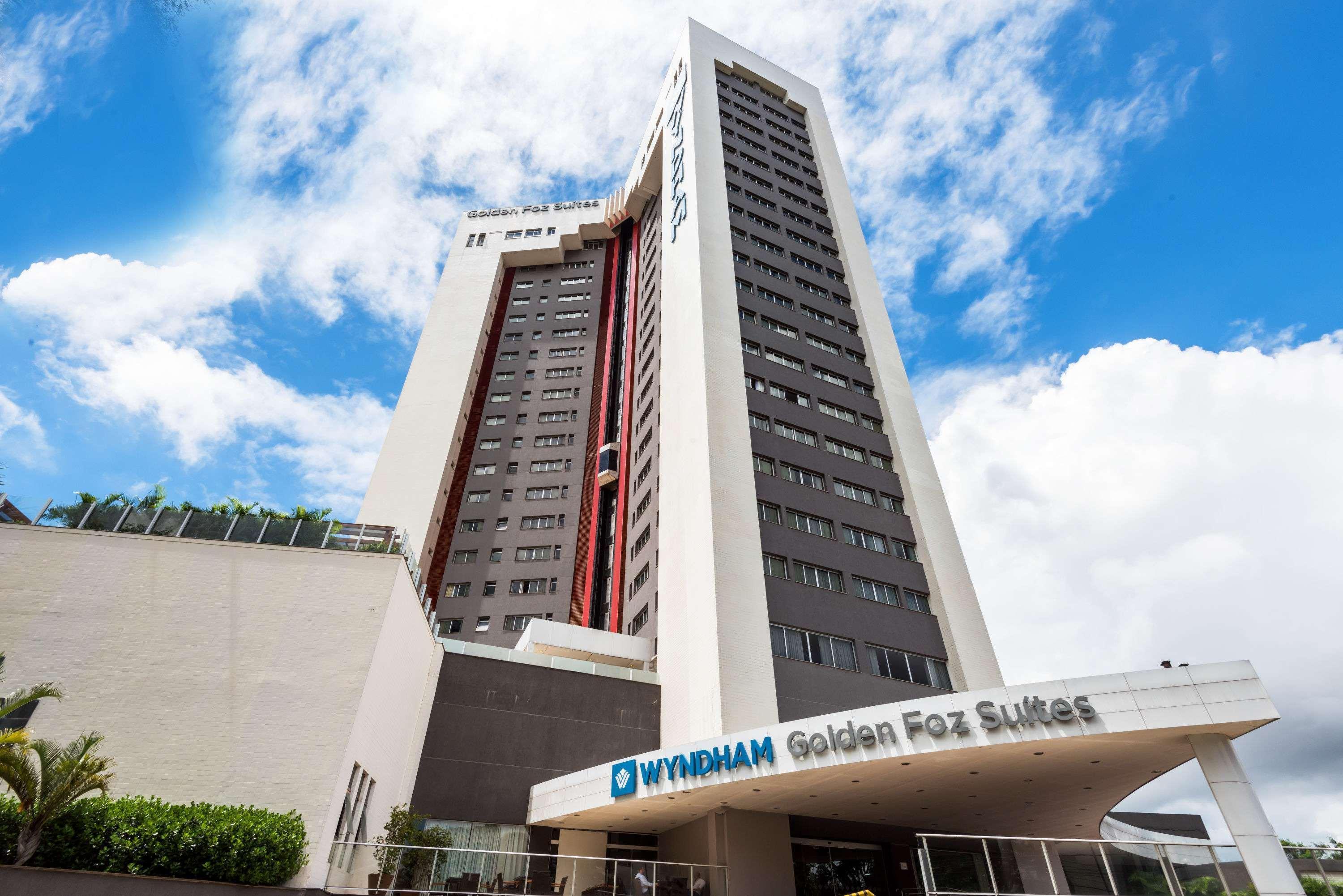 Wyndham Golden Foz Hotel
