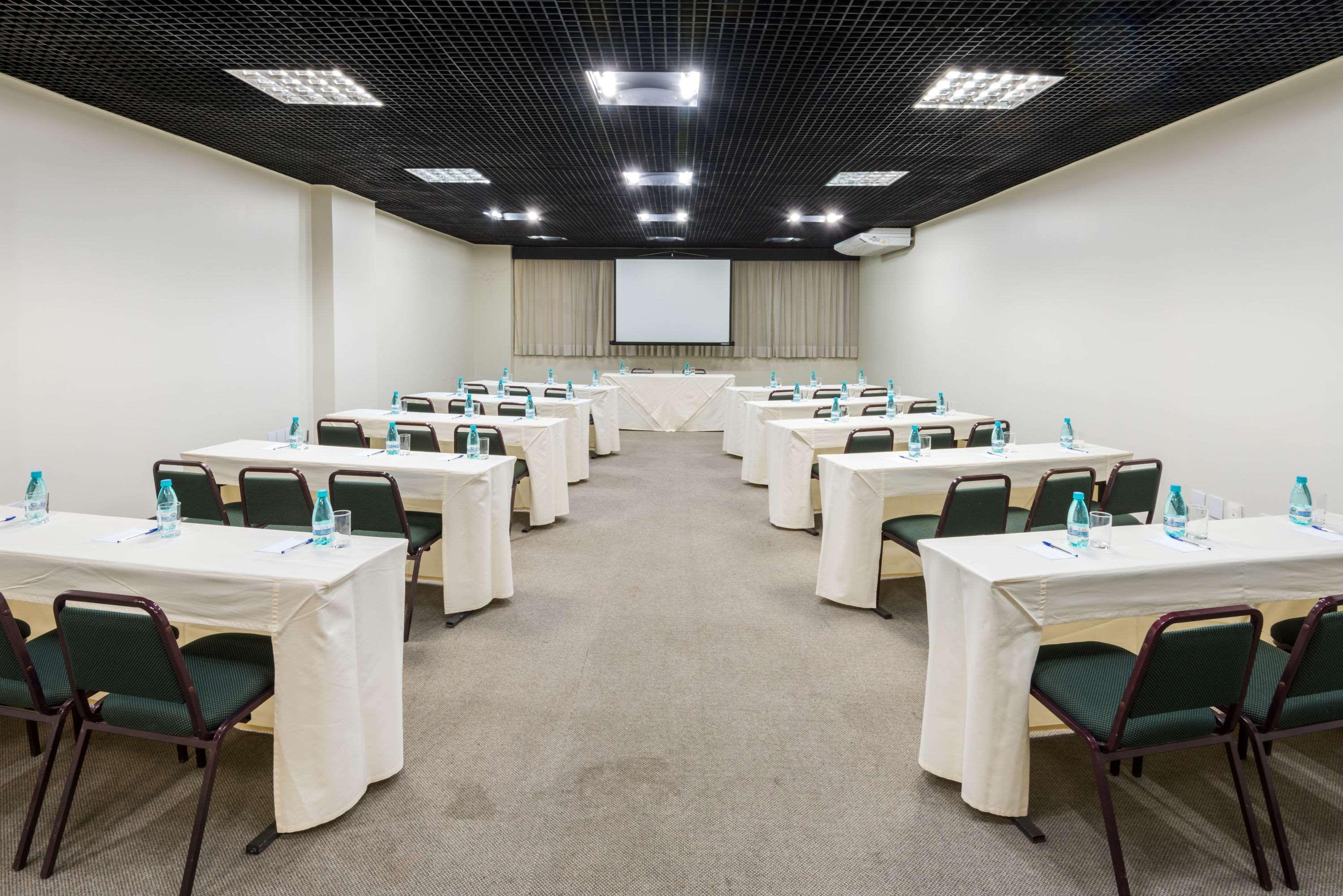 Hotel Wyndham Golden Foz 4*